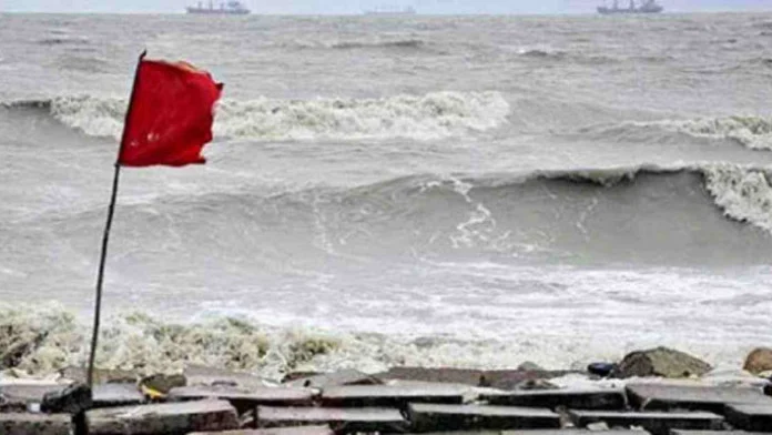 অভ্যন্তরীণ নদীবন্দরগুলোতে ১ নম্বর সতর্ক সংকেত জারি